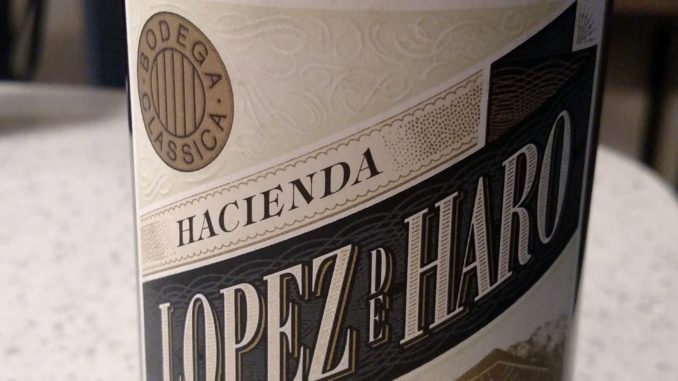 Image of a bottle of 2016 Hacienda Lopez de Haro Blanco