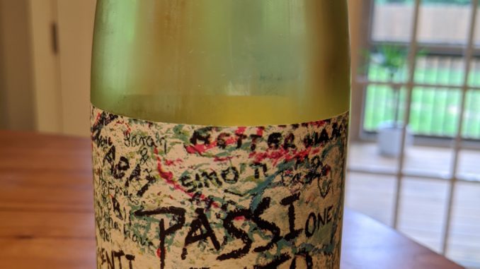 Image of a bottle of 2018 Pasqua Romeo & Juliet Passione Sentimento Bianco